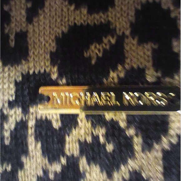 Michael Michael Kors Dark Caramel Leopard Print Infinity Scarf NWT - Picture 3 of 4